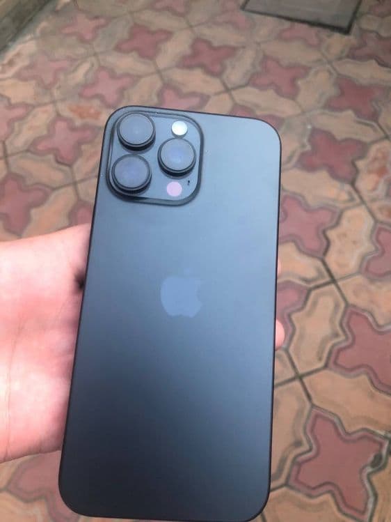 iPhone 16 pro max 256g esim — 3