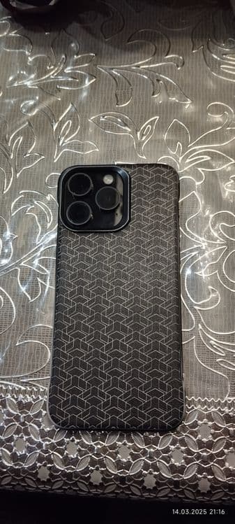 Iphone 15 pro max — 4