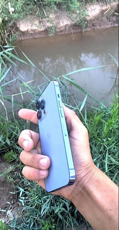 Iphone 13 pro 74/512GB arzonga — 3