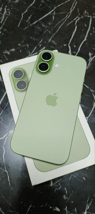 Iphone 17 8/256/gb — 1