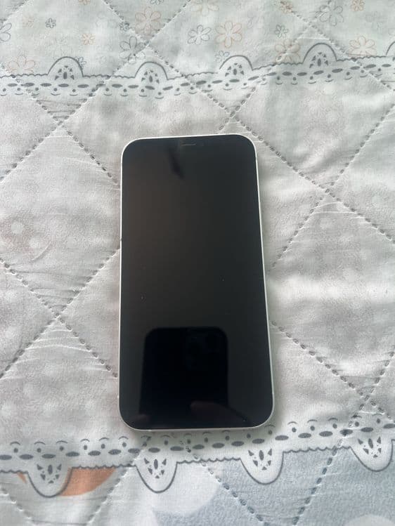 iPhone 12 sotiladi naxtga obmen yuq — 3