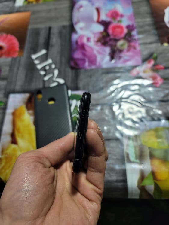 Samsung Galaxy A10S — 4