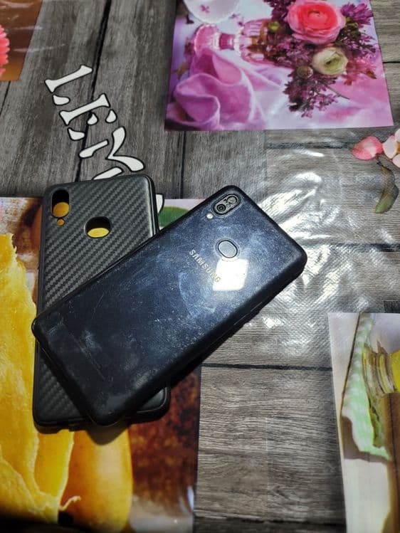 Samsung Galaxy A10S — 5