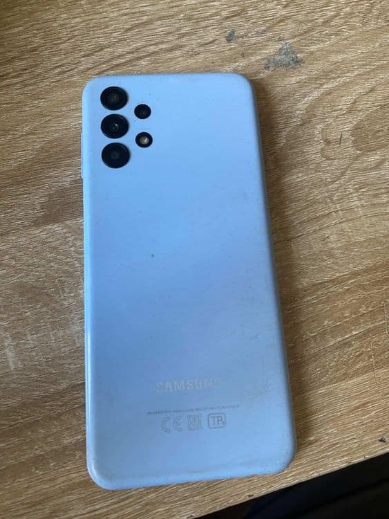 Samsung A13 128 GB   4900mAs — 1
