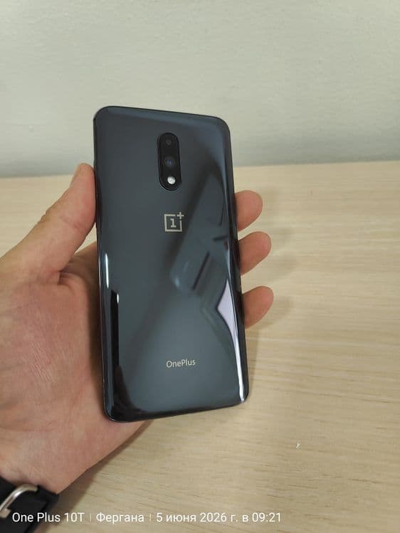 OМобильный телефон 
6.41 дюйма, Optic AMOLED, 2340x1080 пикселей (FHD+ — 7