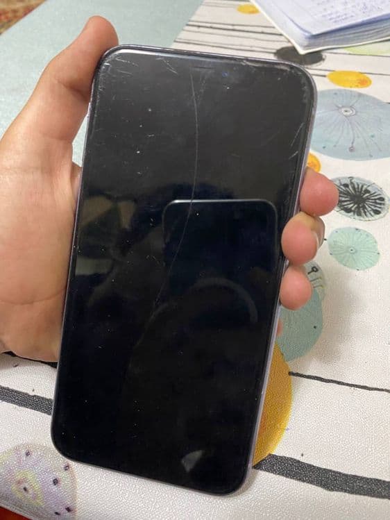 Iphone 11 Sotiladi — 2