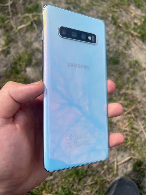 Samsung S10 Plus — 2