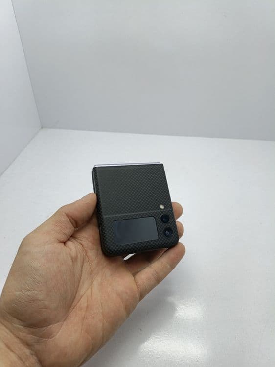Samsung Z flip 3 5G — 4