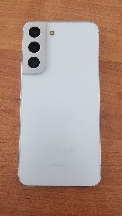 Samsung galaxy S22 ideal — 2