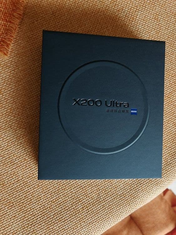 Vivo x200 ultra New... — 2