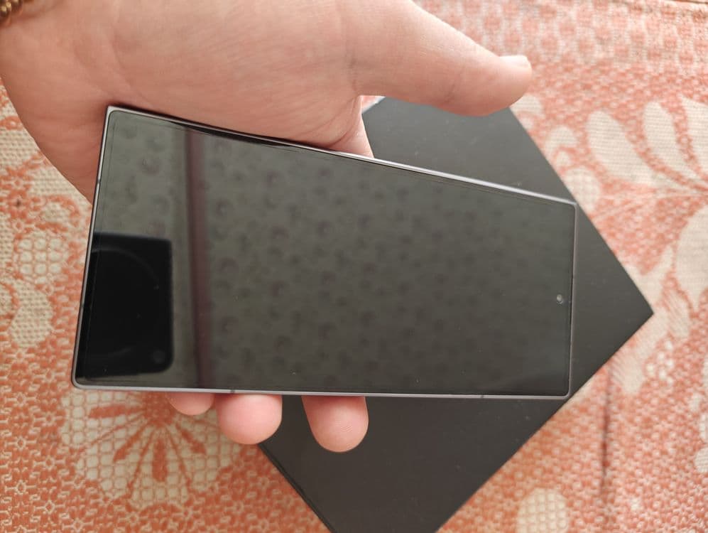 Samsung galaxy z fold SE (special edition) — 2