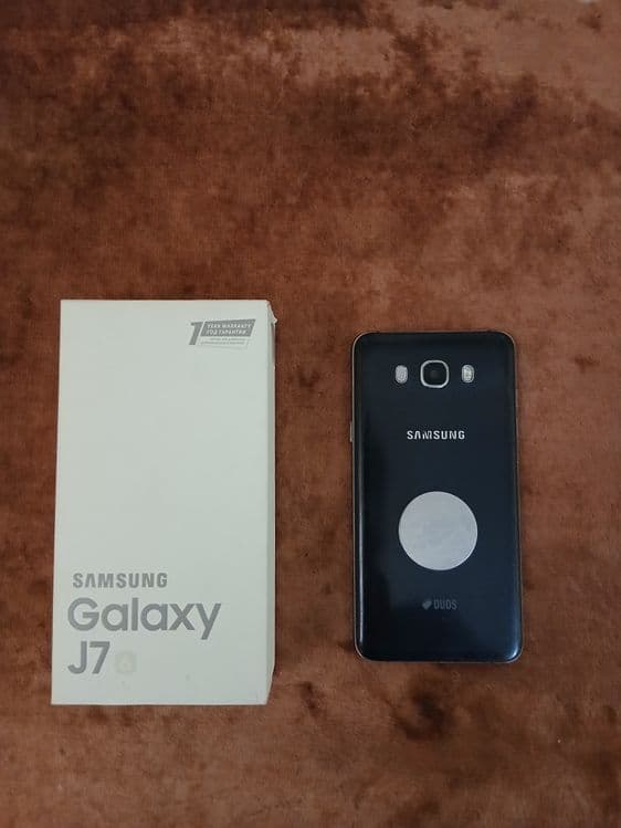 Samsung galaxy j7 — 2