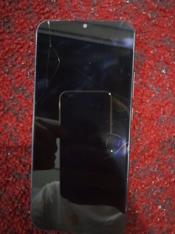 Realme C30 Sotiladi — 2
