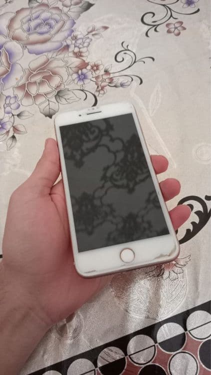 Iphone 8 plus 64gb — 3