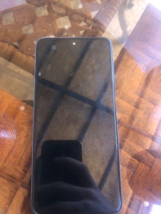 Poco x3pro 8/256  sotiladi  masllla