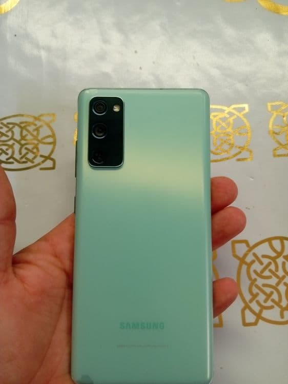 Samsung s20 FE 5G — 3