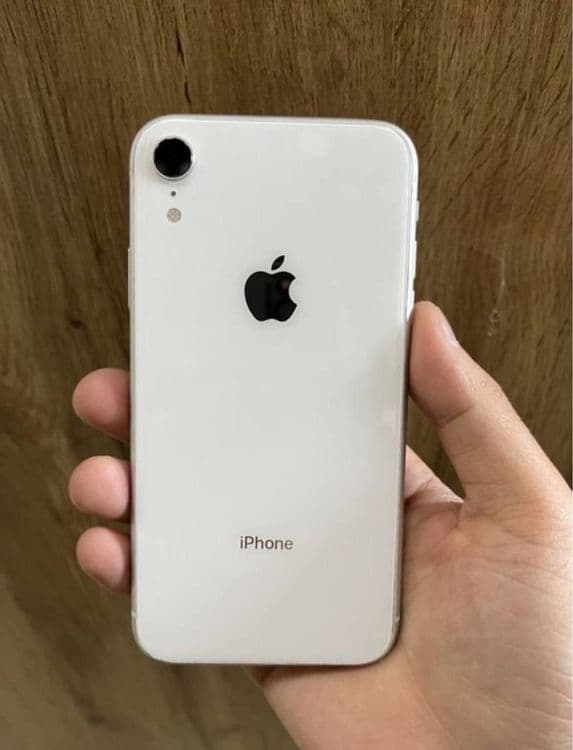 Iphone xr lar 64gb — 2