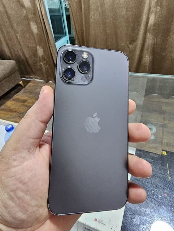 Iphone 12 pro max — 2