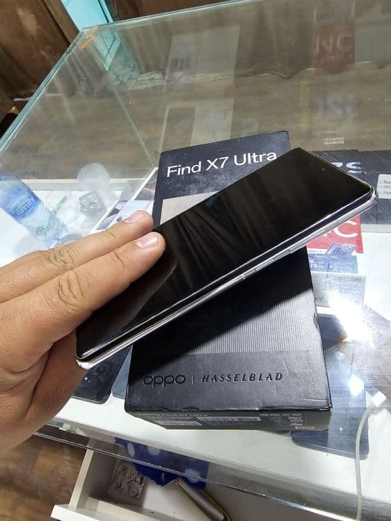 Oppo find x7 ultra — 2