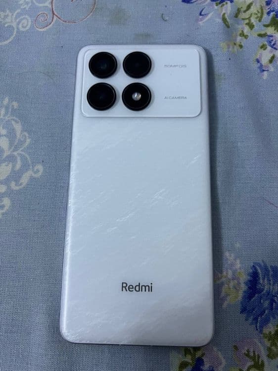 Redmi K70 gaming phone — 1