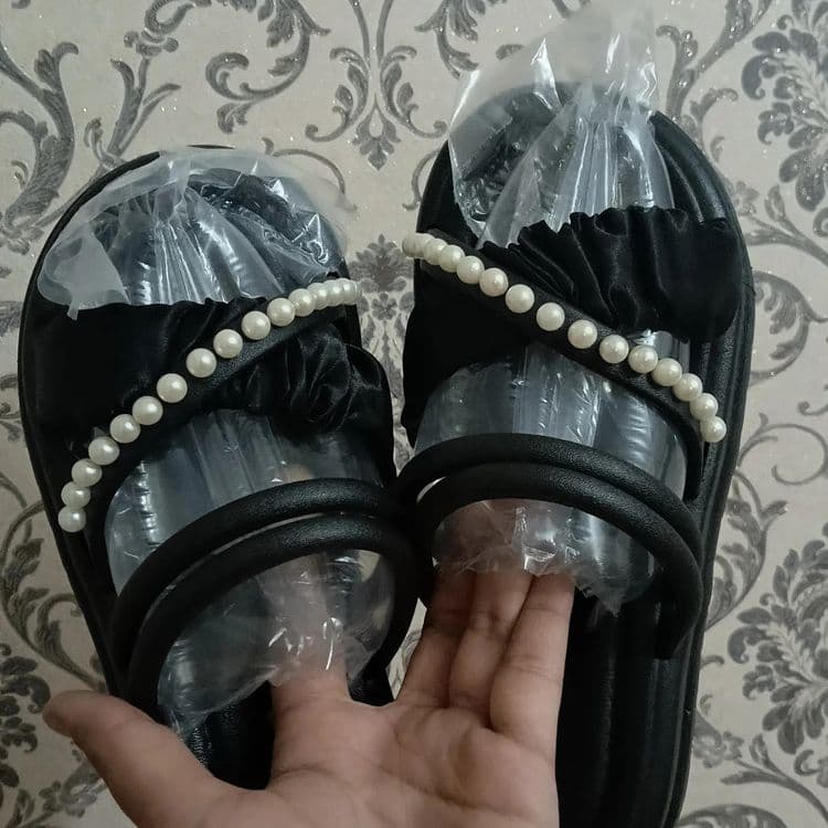 Yozgi yangi model  Xitoyda ishlab chiqarilgan shippaklar sotiladi — 1