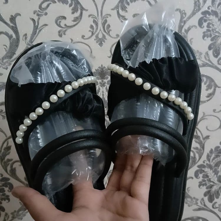 Yozgi yangi model  Xitoyda ishlab chiqarilgan shippaklar sotiladi — 3