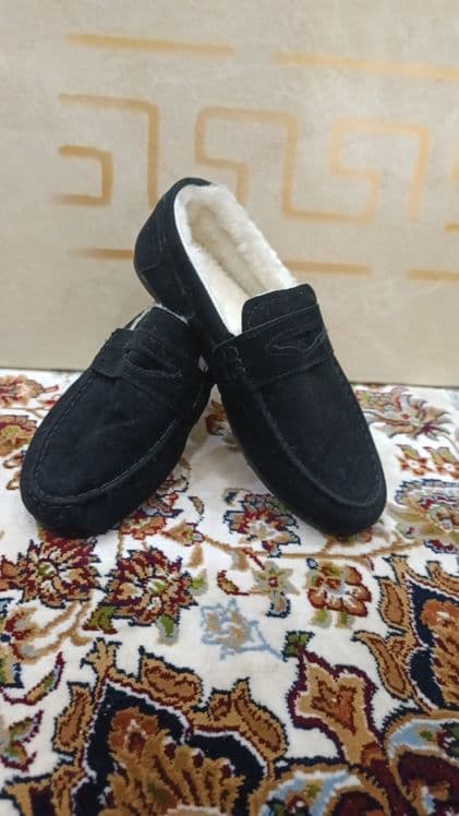 Ayollar poyabzali — 2