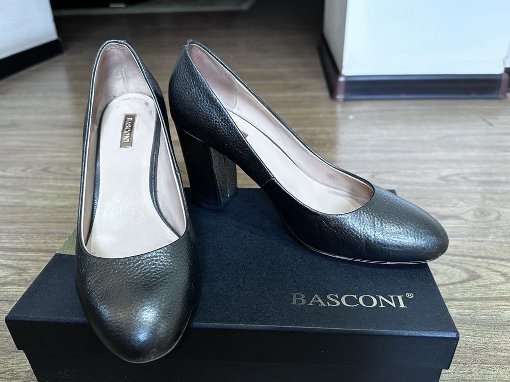 Лодочки BASCONI, р-р 39, кожа, оригинал — 3