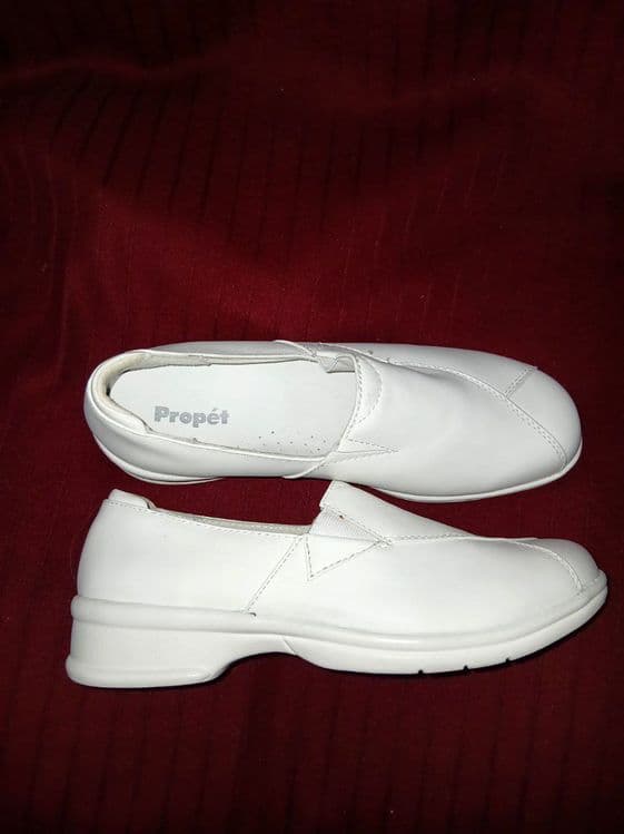 Из Америки, белые женские слипоны бренда Propet — 2