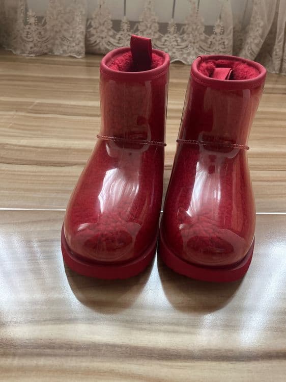 uggs sapogi krasnogo — 1
