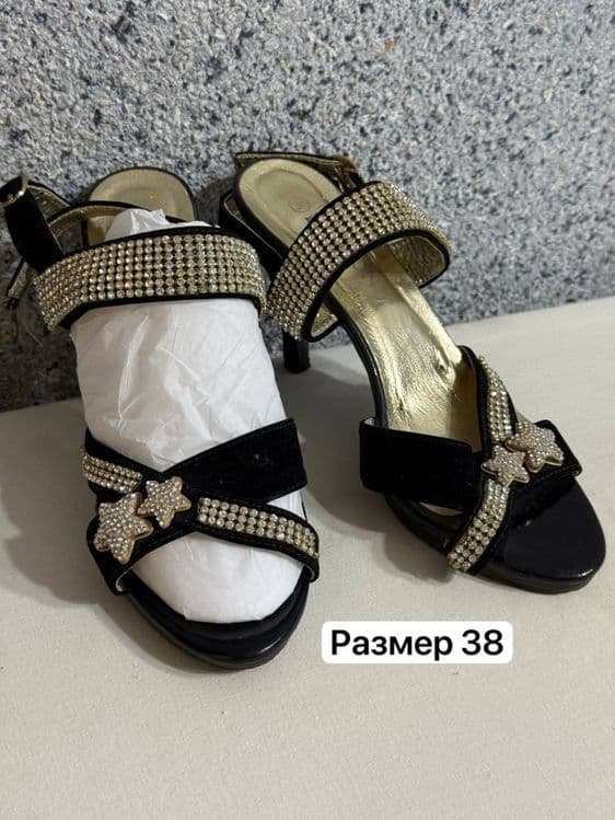 Б/у оёк кийимлар сотилади — 3