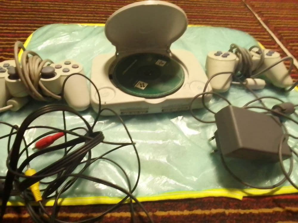 Sony.PSone.(playstation(ps one) — 3