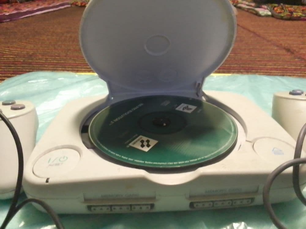 Sony.PSone.(playstation(ps one) — 4