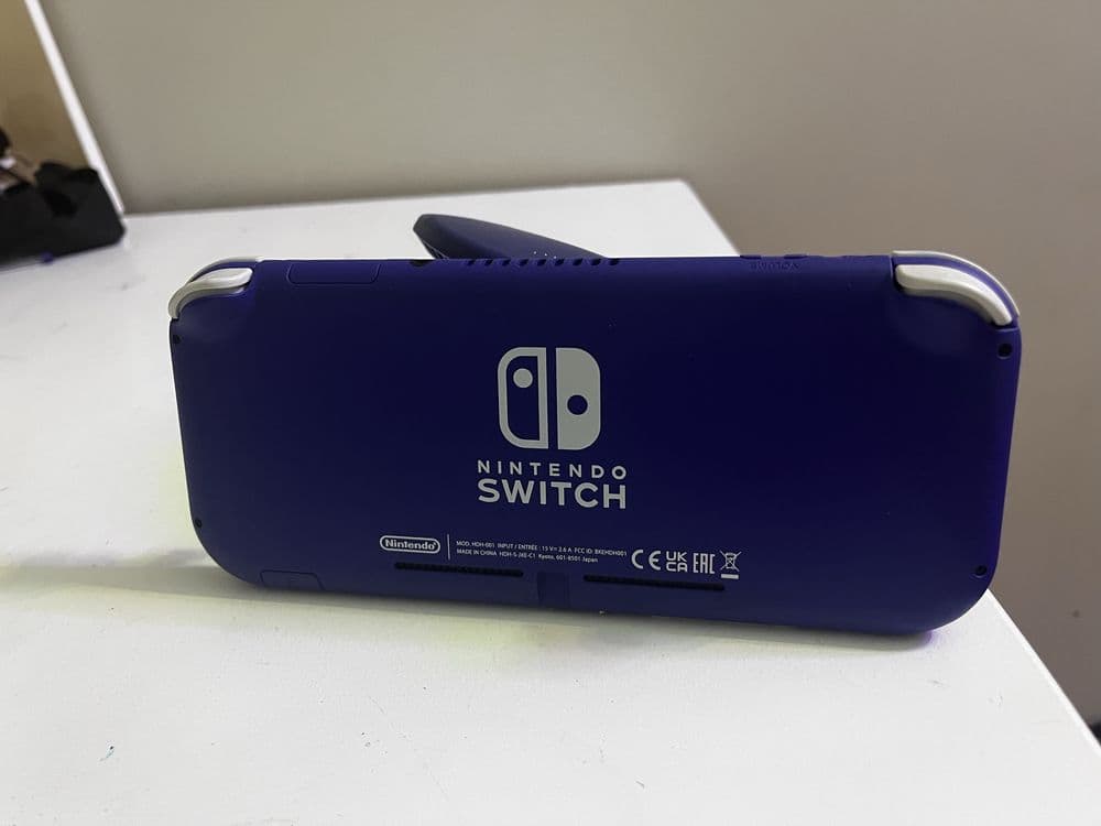 Nintendo Switch Lite состояние новое, без дефектов, торг уместен — 3