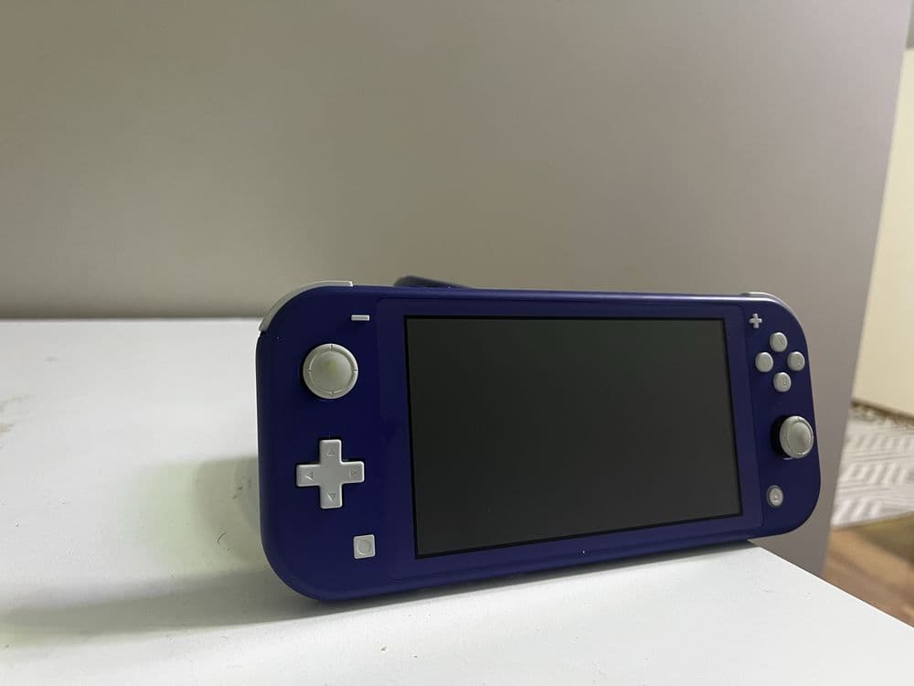 Nintendo Switch Lite состояние новое, без дефектов, торг уместен — 5