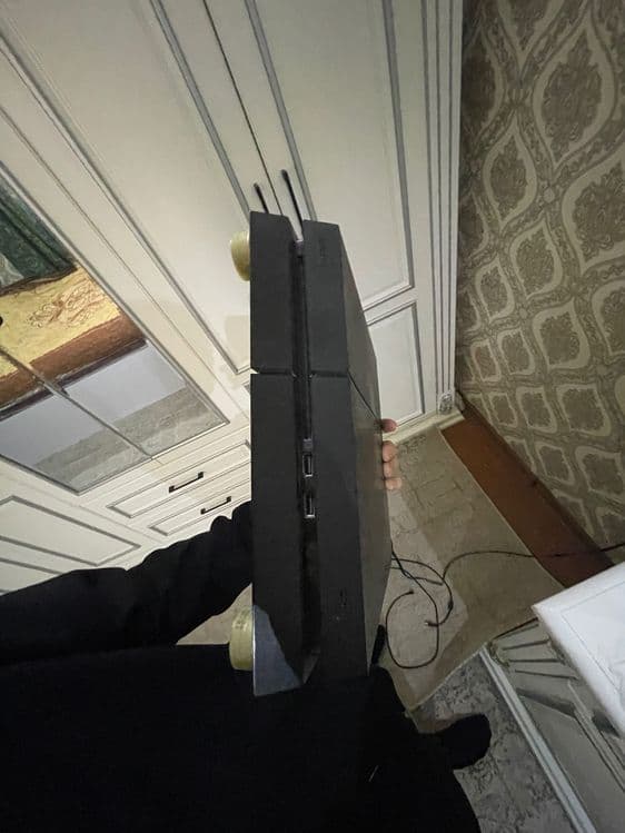 Sony PlayStation 4 500Gb — 2
