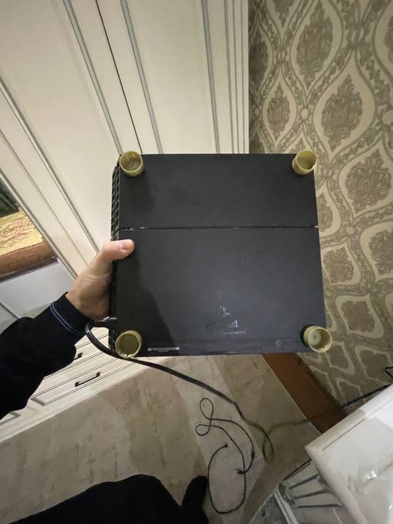 Sony PlayStation 4 500Gb — 3