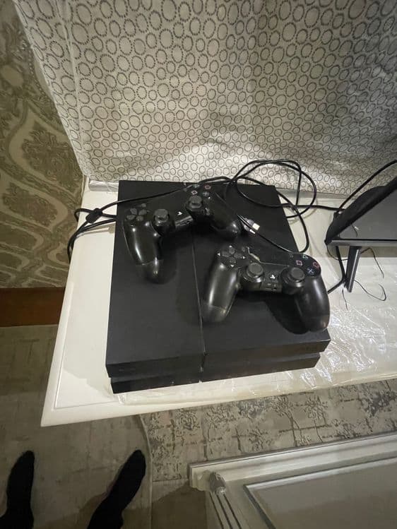 Sony PlayStation 4 500Gb — 4