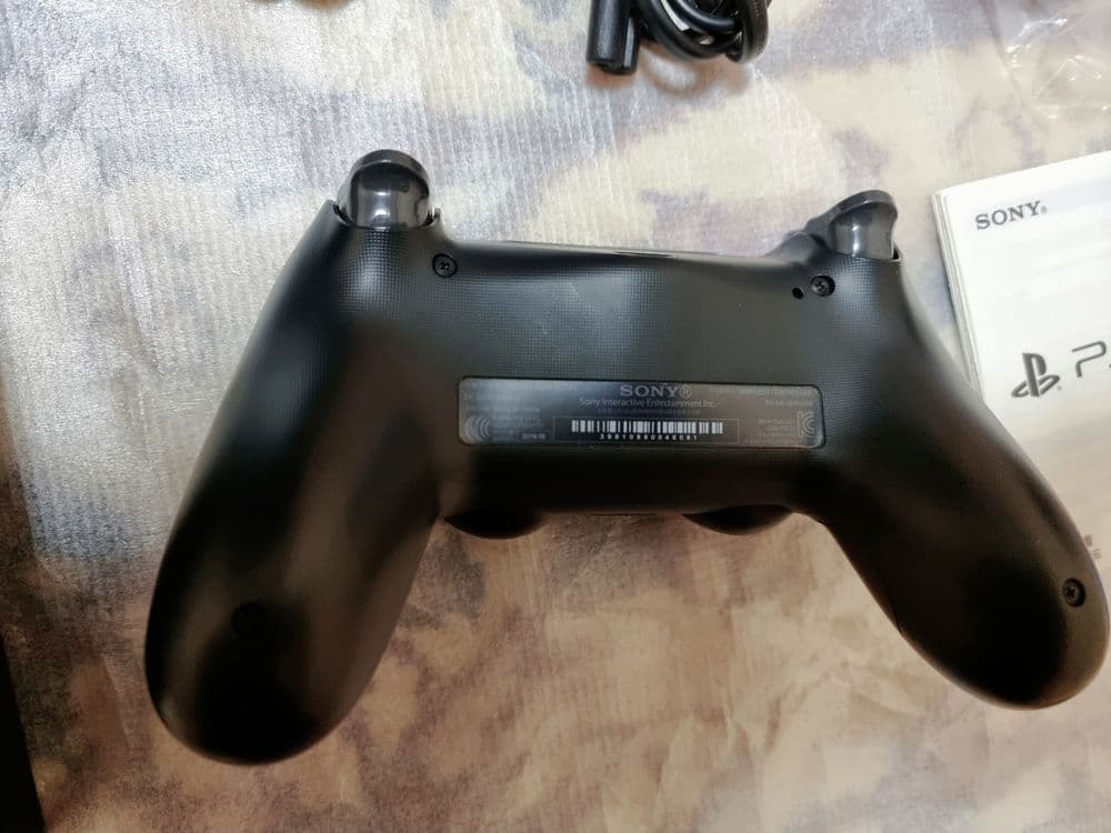 Sony PlayStation 4 PRO { 4K } HDR.

Sostayana IDEAL. ( Как НОВЫЙ ). — 3