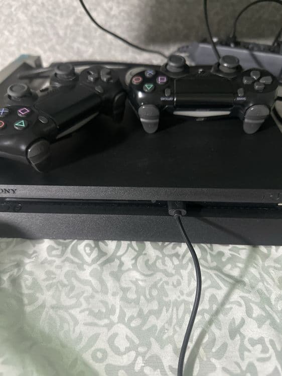 ps4 slim idealniy — 4