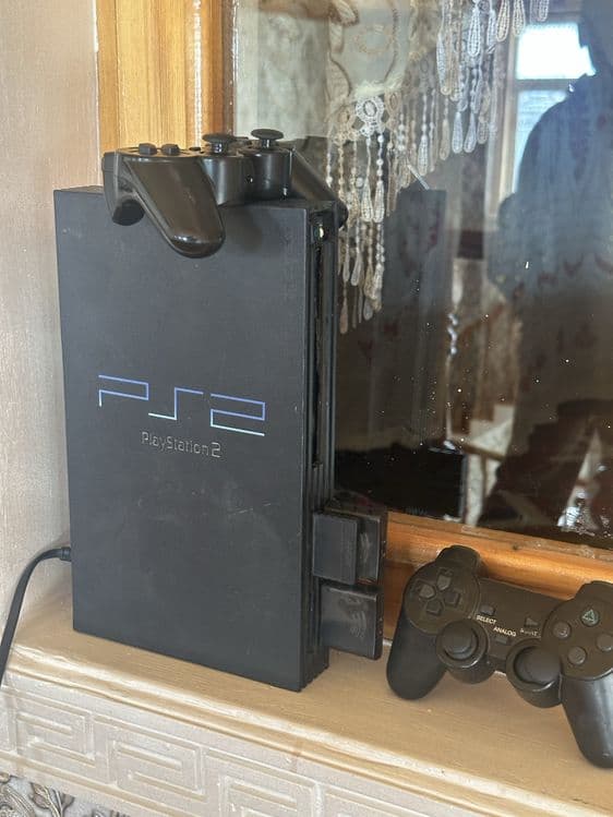 Playstation2 holati yaxshi ichida uyini yoq — 7