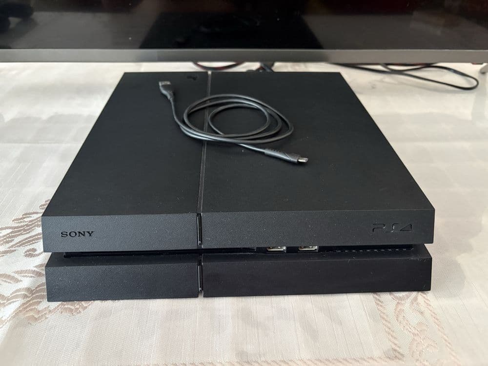 PlayStation 4 Fat с дисководом — 2