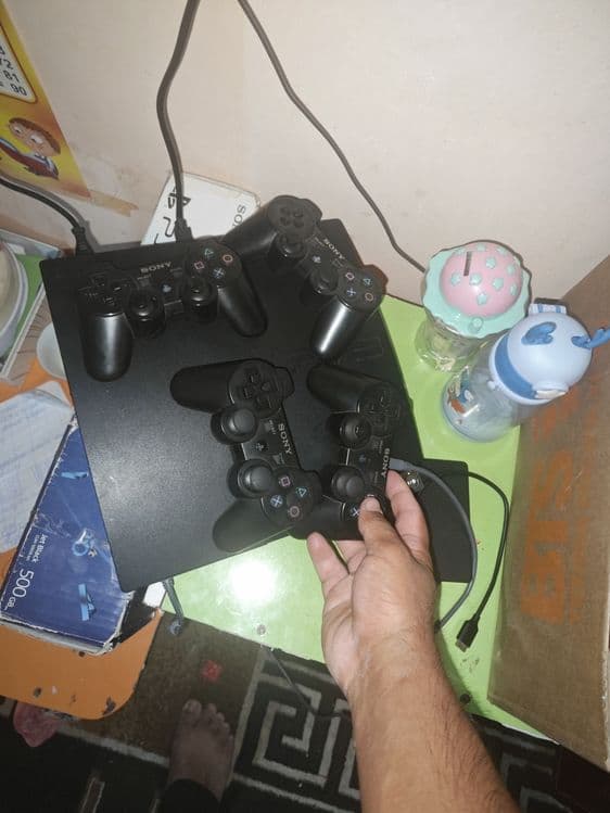 PlayStation 3 Slim — 1