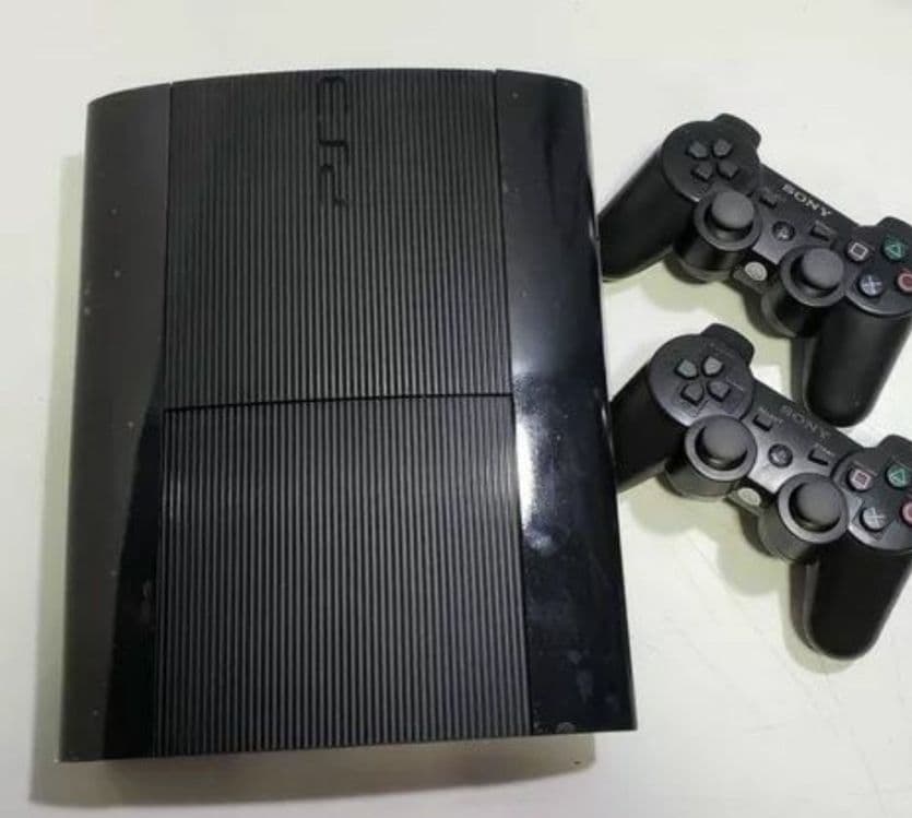 Ps3  Slim 2 ta pult 15 öyin — 2
