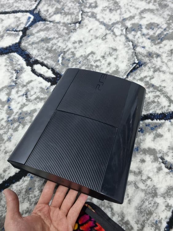 Ps3  Slim 2 ta pult 15 öyin — 8