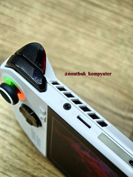 Мощный игровой Asus Rog ALLY z1Extreme — 4