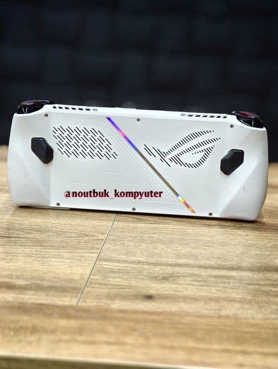 Мощный игровой Asus Rog ALLY z1Extreme — 6
