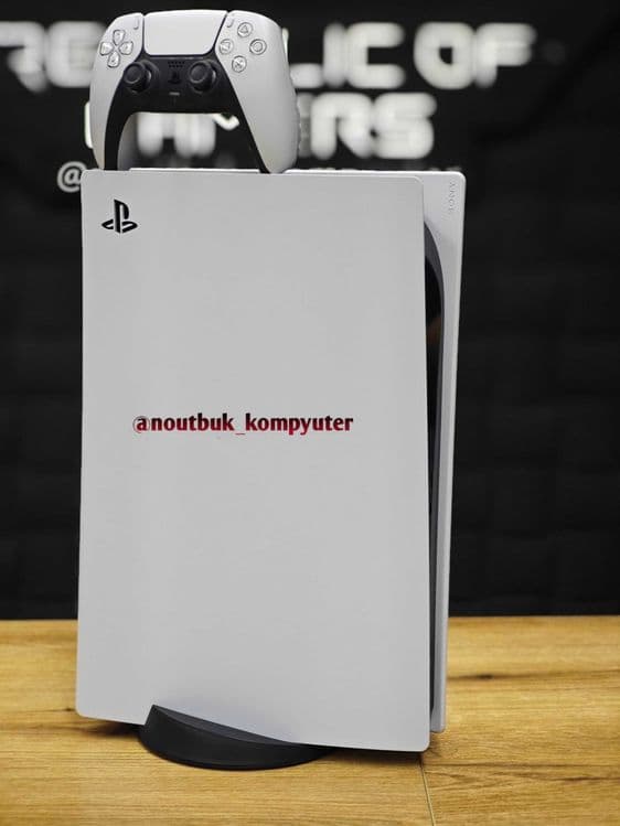 Sony Playstation 5 PS5 — 1