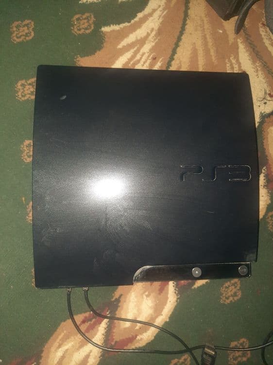 Playstation 3 holati yaxshi — 2