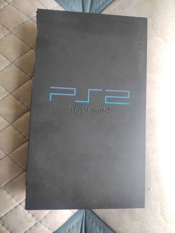 Продаётся на запчасти рабочая Sony PS 2 30005 . Работает от 110 вольт — 1